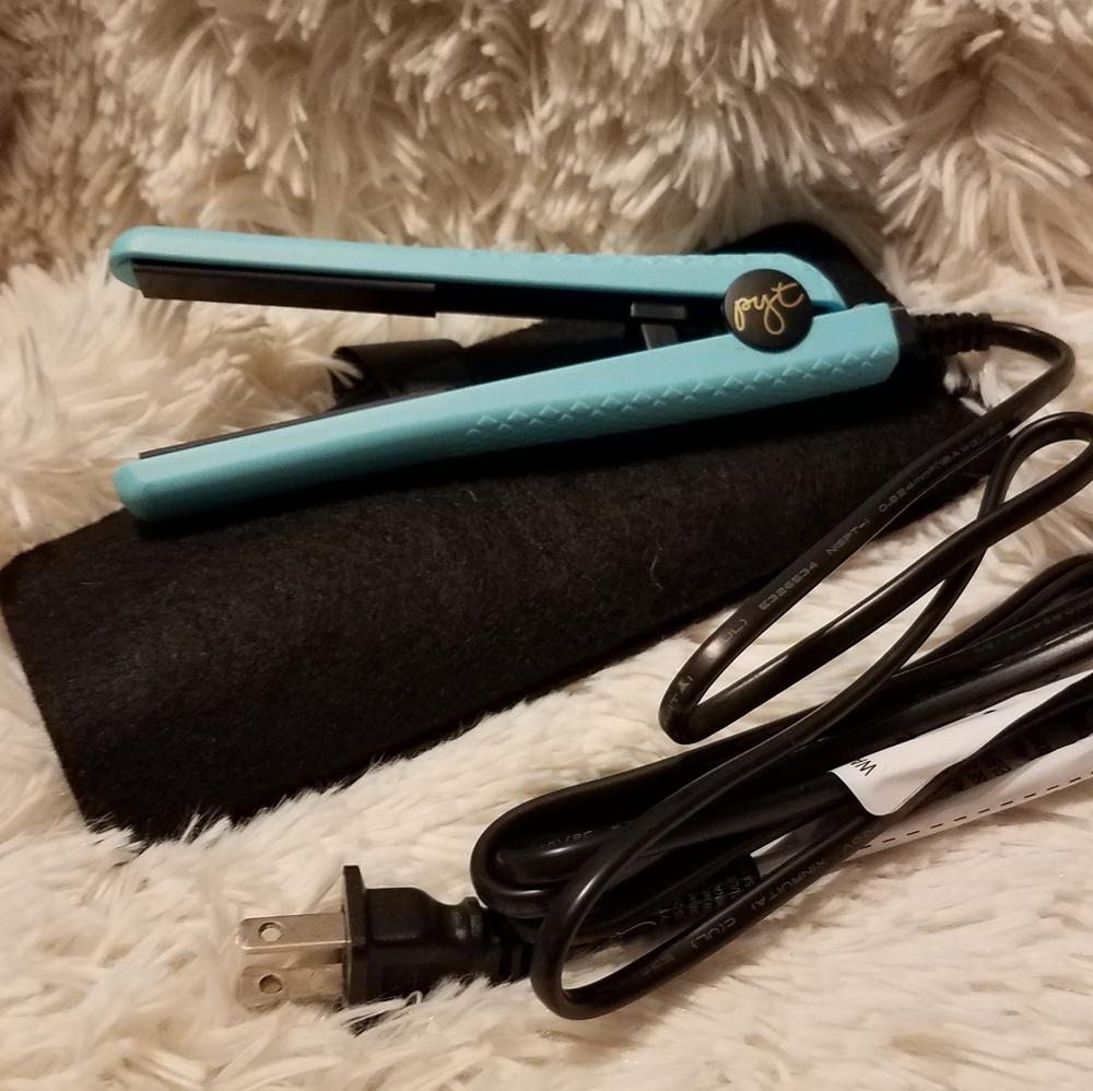 PYT mini straightener